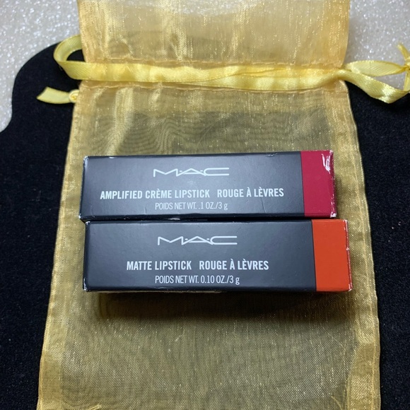 MAC Cosmetics Amplified and Matte Lipstick Set - Chili & Lovers ONLY - Picture 1 of 2